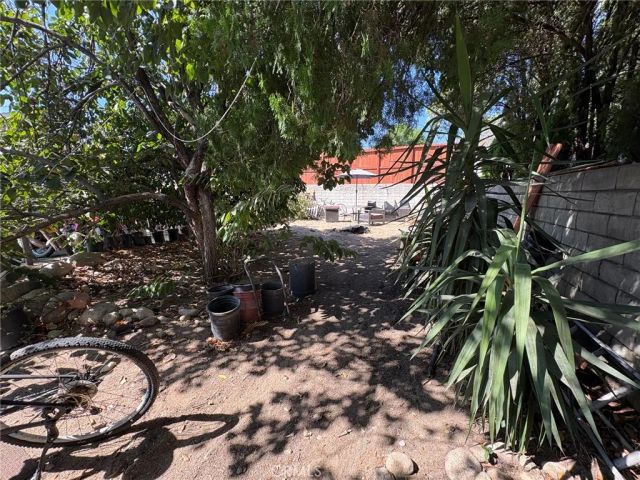 28562 Buena Vista, Highland, CA 92346