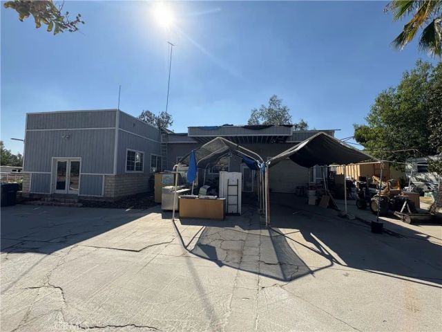28562 Buena Vista, Highland, CA 92346