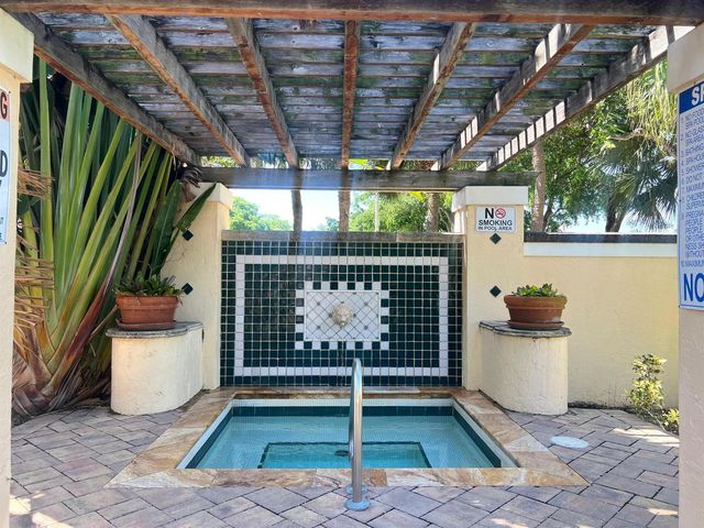 1743 Village Boulevard 205, West Palm Beach, FL 33409