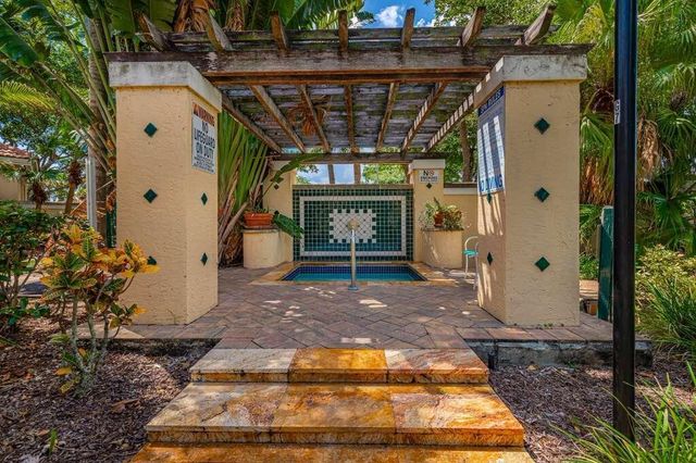 1743 Village Boulevard 205, West Palm Beach, FL 33409
