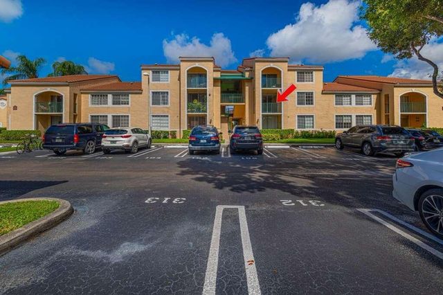 1743 Village Boulevard 205, West Palm Beach, FL 33409