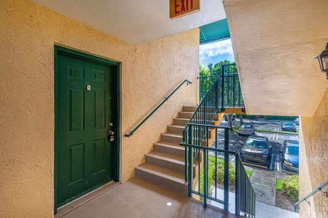 1743 Village Boulevard 205, West Palm Beach, FL 33409