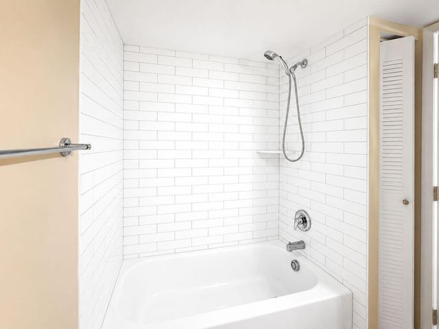 1743 Village Boulevard 205, West Palm Beach, FL 33409