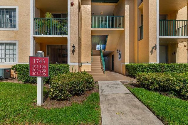 1743 Village Boulevard 205, West Palm Beach, FL 33409