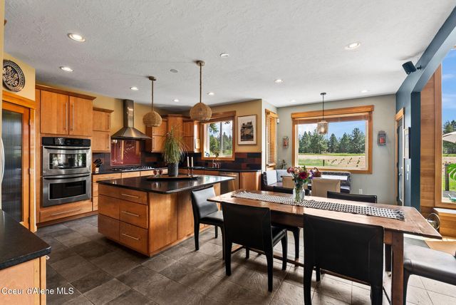 10512 Baldy Mountain Rd, Sandpoint, ID 83864