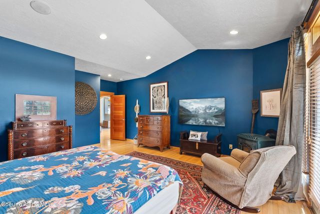 10512 Baldy Mountain Rd, Sandpoint, ID 83864