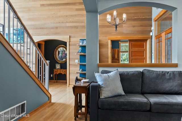 10512 Baldy Mountain Rd, Sandpoint, ID 83864