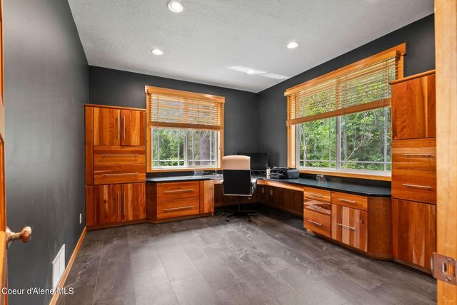 10512 Baldy Mountain Rd, Sandpoint, ID 83864