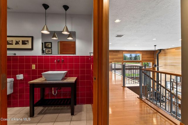 10512 Baldy Mountain Rd, Sandpoint, ID 83864