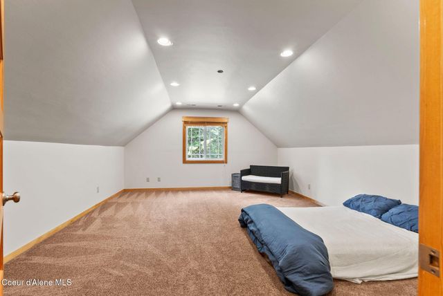 10512 Baldy Mountain Rd, Sandpoint, ID 83864