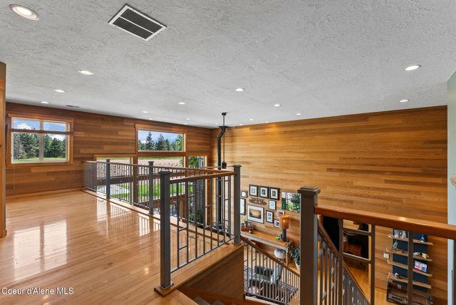 10512 Baldy Mountain Rd, Sandpoint, ID 83864