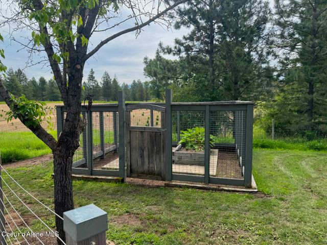 10512 Baldy Mountain Rd, Sandpoint, ID 83864
