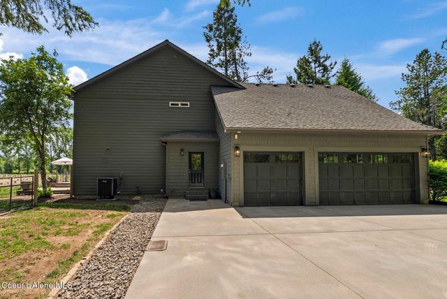 10512 Baldy Mountain Rd, Sandpoint, ID 83864