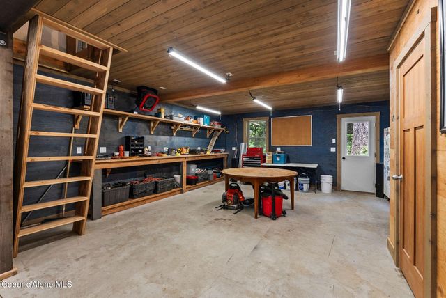 10512 Baldy Mountain Rd, Sandpoint, ID 83864