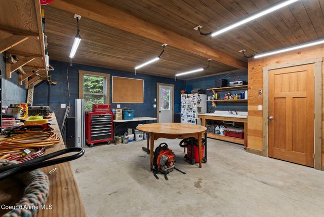 10512 Baldy Mountain Rd, Sandpoint, ID 83864