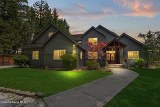 10512 Baldy Mountain Rd, Sandpoint, ID 83864