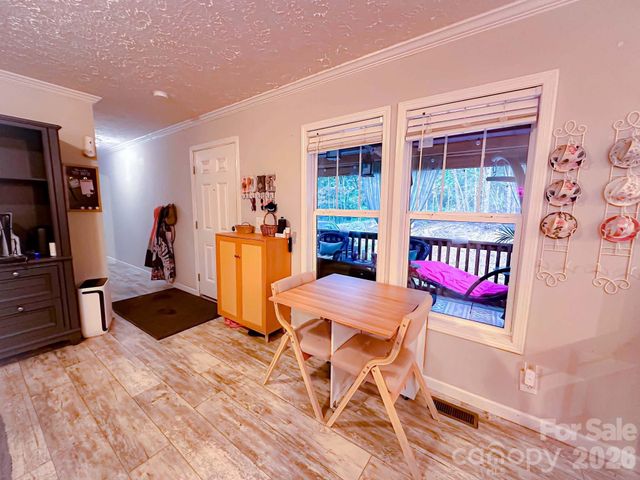 77 Raccoon Ridge, Marion, NC 28752