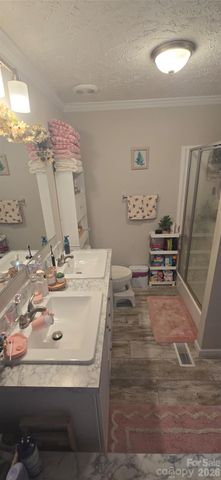 77 Raccoon Ridge, Marion, NC 28752