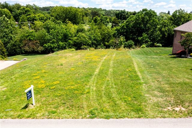 103 Brookhaven Drive, Center Twp, PA 15001