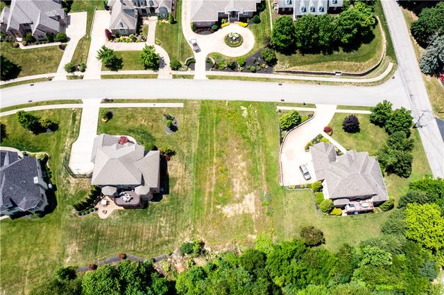 103 Brookhaven Drive, Center Twp, PA 15001