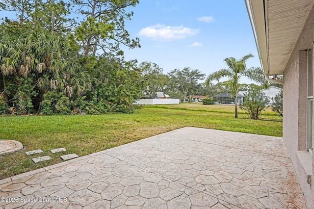 998 Haas Avenue NE, Palm Bay, FL 32907