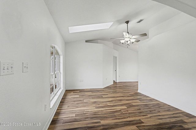 998 Haas Avenue NE, Palm Bay, FL 32907