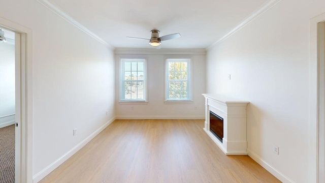 7 Marble St. 313W, Whitman, MA 02382
