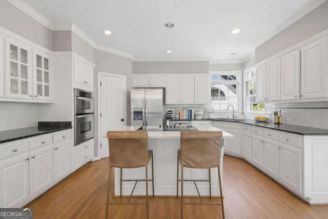 1058 Oakpointe Place, Dunwoody, GA 30338