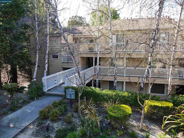 392 Mill Road, Martinez, CA 94553