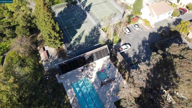 392 Mill Road, Martinez, CA 94553