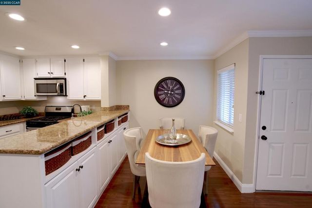 392 Mill Road, Martinez, CA 94553