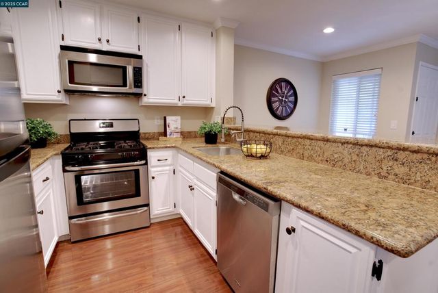 392 Mill Road, Martinez, CA 94553