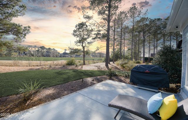 510 Crow Creek Drive NW, Calabash, NC 28467