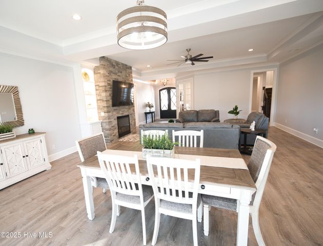 510 Crow Creek Drive NW, Calabash, NC 28467