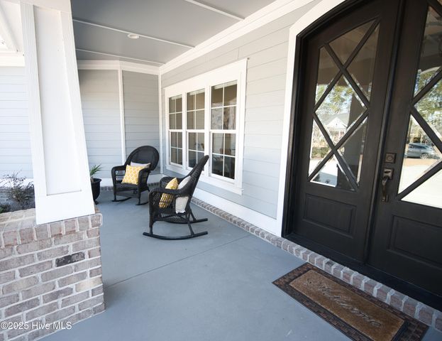 510 Crow Creek Drive NW, Calabash, NC 28467