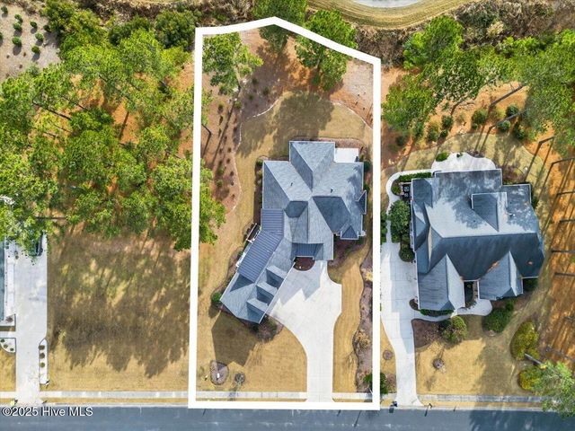 510 Crow Creek Drive NW, Calabash, NC 28467