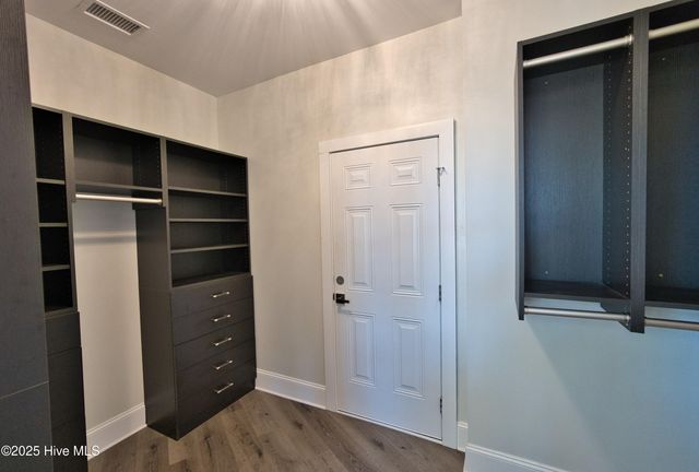 510 Crow Creek Drive NW, Calabash, NC 28467