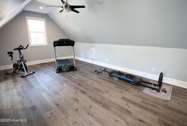 510 Crow Creek Drive NW, Calabash, NC 28467