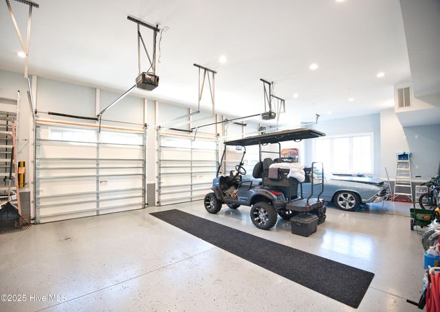 510 Crow Creek Drive NW, Calabash, NC 28467