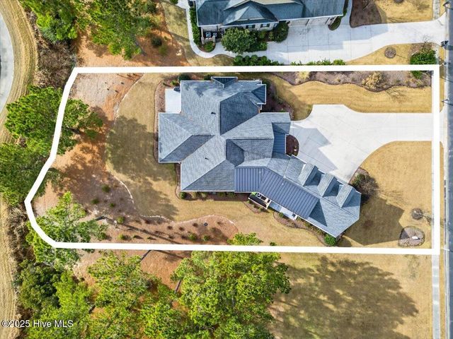 510 Crow Creek Drive NW, Calabash, NC 28467