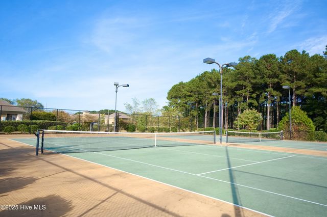 510 Crow Creek Drive NW, Calabash, NC 28467