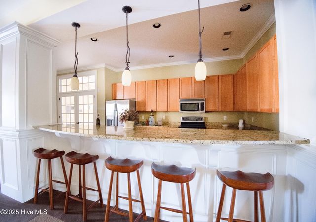 510 Crow Creek Drive NW, Calabash, NC 28467