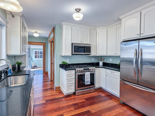 2930 Se 51ST Ave, Portland, OR 97206