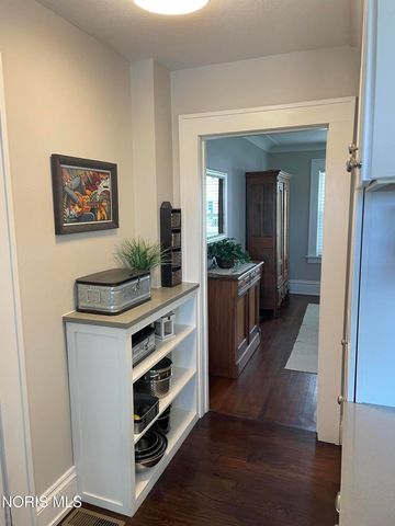 606 River Road, Maumee, OH 43537