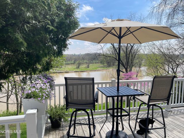 606 River Road, Maumee, OH 43537