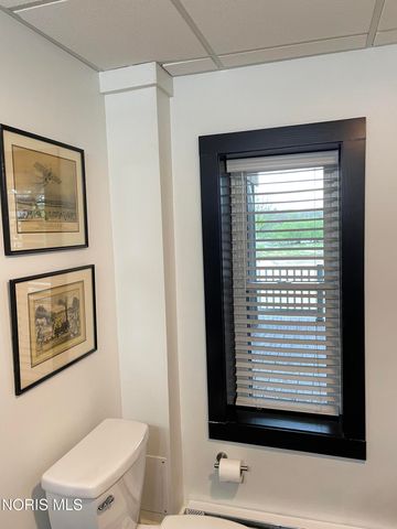 606 River Road, Maumee, OH 43537