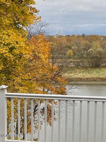 606 River Road, Maumee, OH 43537