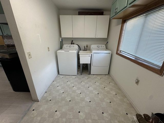 207 8th Street, Brodhead, WI 53520