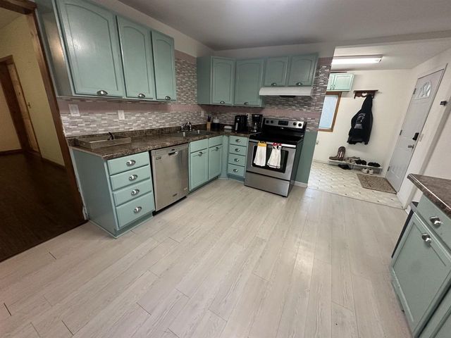 207 8th Street, Brodhead, WI 53520