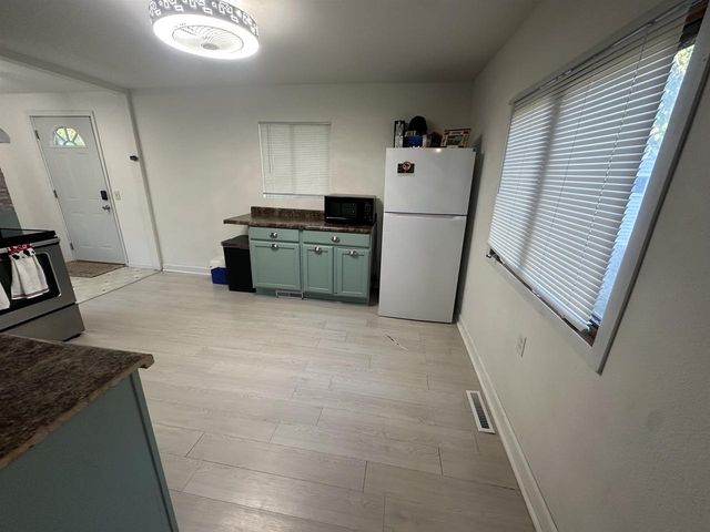 207 8th Street, Brodhead, WI 53520